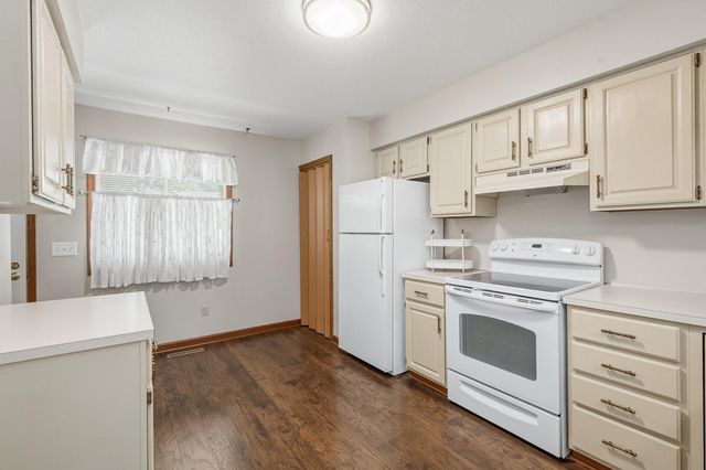 5128 Green Meadow Road, Oshtemo Twp, MI 49009