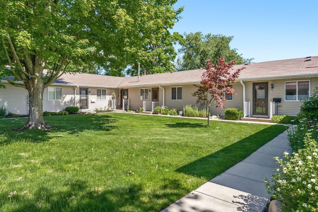 5128 Green Meadow Road, Oshtemo Twp, MI 49009