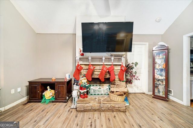 29 Wood Circle, Villa Rica, GA 30180