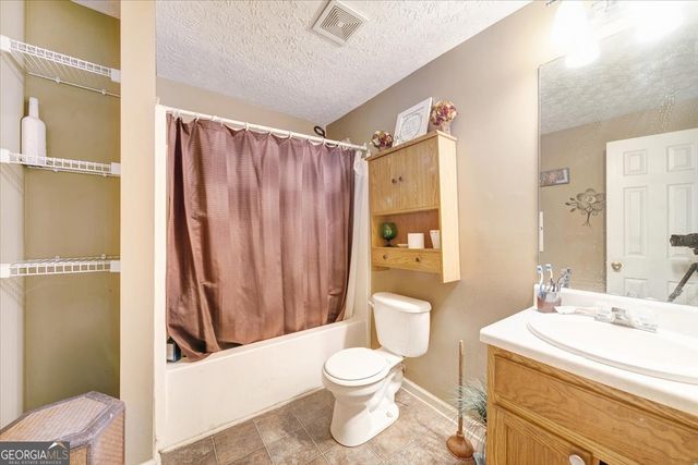 29 Wood Circle, Villa Rica, GA 30180