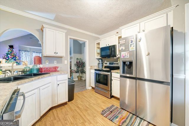 29 Wood Circle, Villa Rica, GA 30180