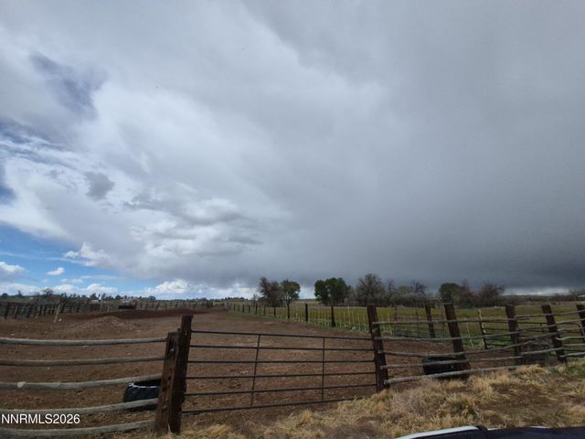 3280 Lone Tree Road, Fallon, NV 89406