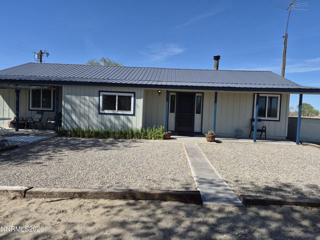 3280 Lone Tree Road, Fallon, NV 89406