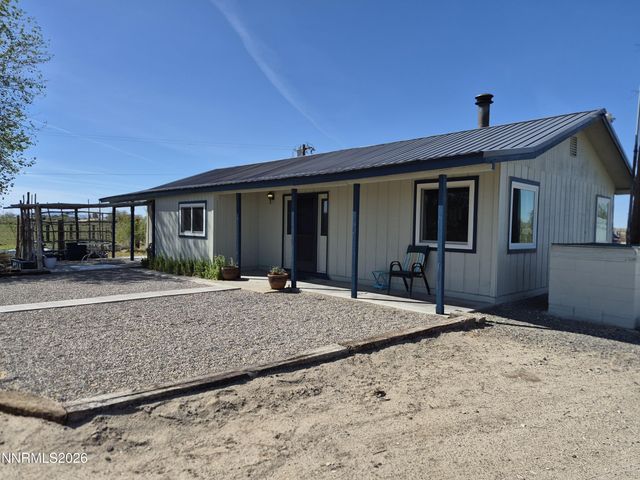 3280 Lone Tree Road, Fallon, NV 89406
