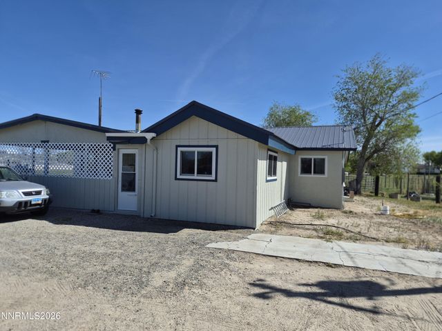 3280 Lone Tree Road, Fallon, NV 89406