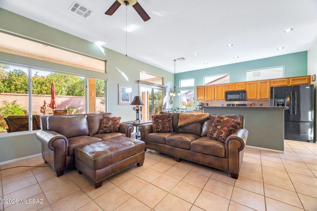 2137 E Bighorn Mountain Drive, Oro Valley, AZ 85755