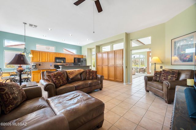 2137 E Bighorn Mountain Drive, Oro Valley, AZ 85755