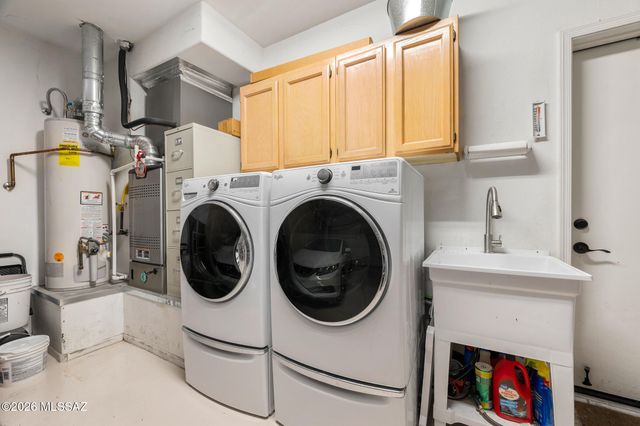 2137 E Bighorn Mountain Drive, Oro Valley, AZ 85755