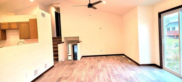 11526 N Indian Summer Drive, Edgerton, WI 53534