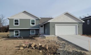 11526 N Indian Summer Drive, Edgerton, WI 53534