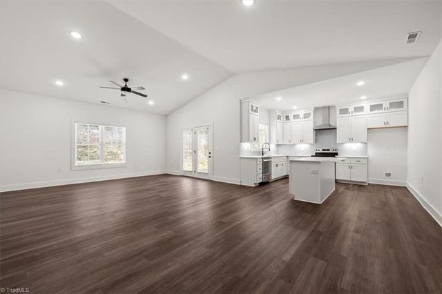 140 Old Heritage Road, Randleman, NC 27317