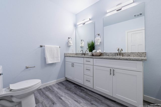 418 Gulf, San Antonio, TX 78202