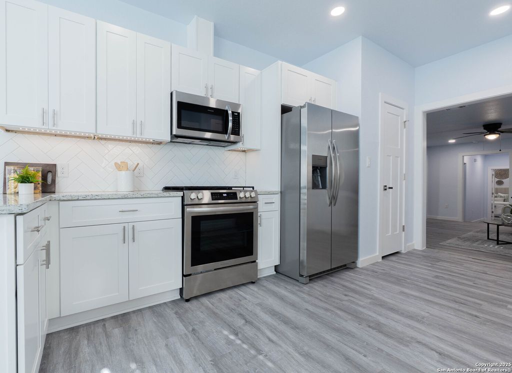 418 Gulf, San Antonio, TX 78202
