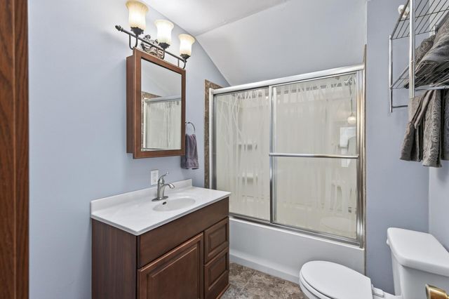 1095 Sims Avenue, Saint Paul, MN 55106