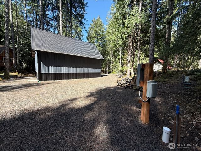 131 N Staircase Drive, Hoodsport, WA 98548