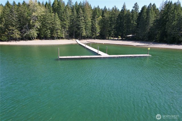 131 N Staircase Drive, Hoodsport, WA 98548