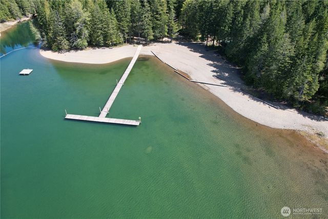 131 N Staircase Drive, Hoodsport, WA 98548