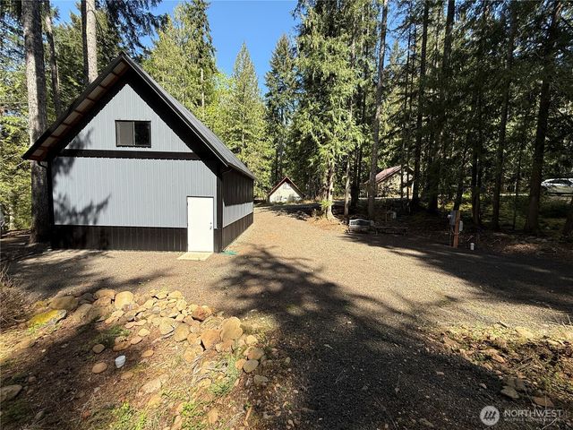 131 N Staircase Drive, Hoodsport, WA 98548