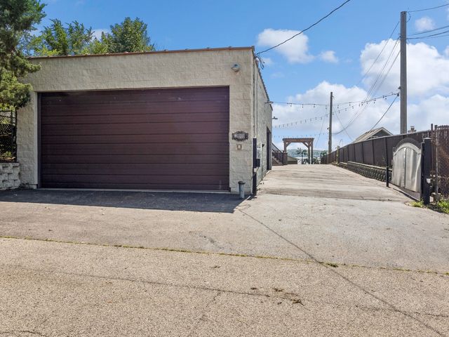 Address unavailable.