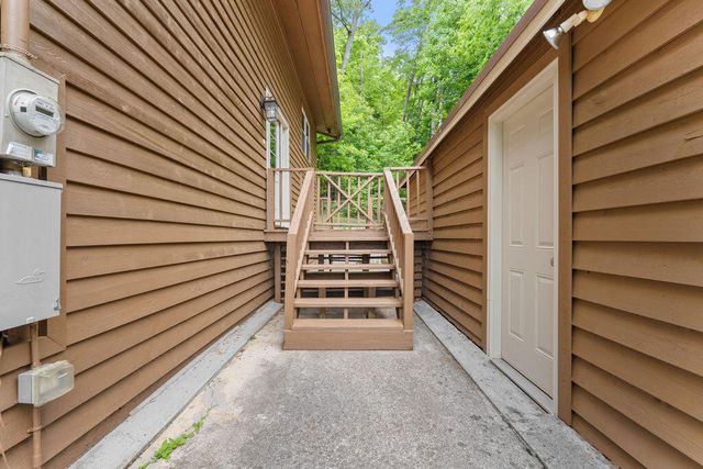2202 Jones Bend Road, Louisville, TN 37777