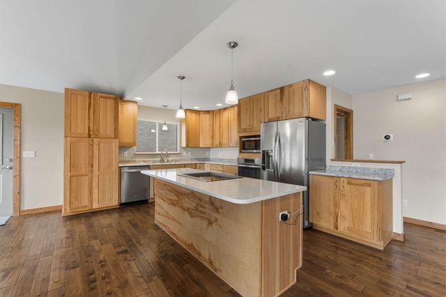 2202 Jones Bend Road, Louisville, TN 37777