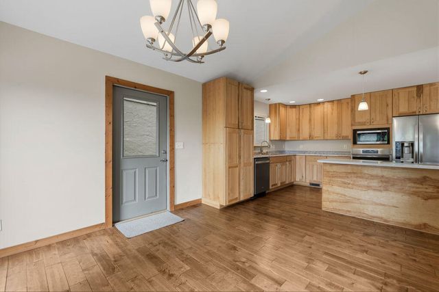 2202 Jones Bend Road, Louisville, TN 37777