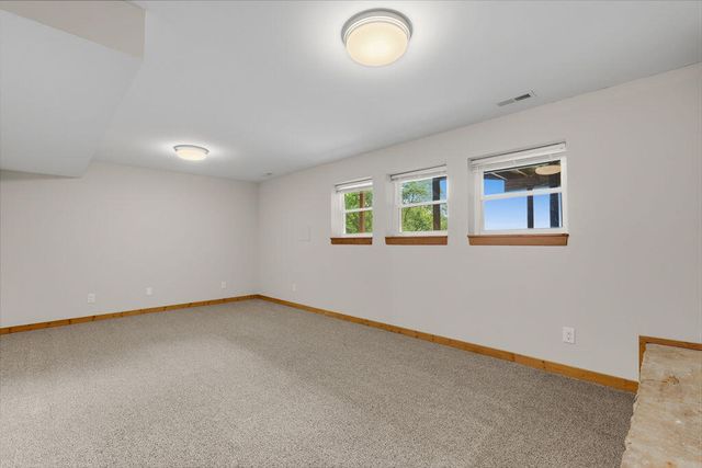 2202 Jones Bend Road, Louisville, TN 37777