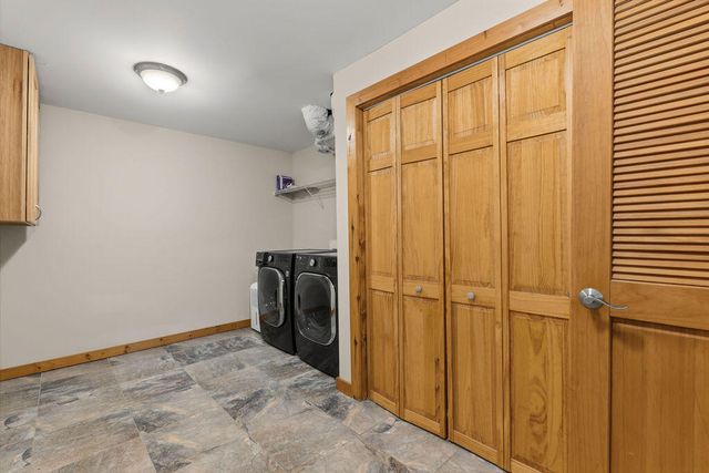 2202 Jones Bend Road, Louisville, TN 37777