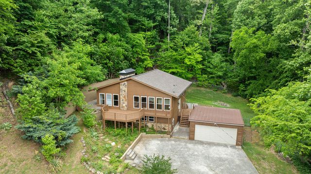 2202 Jones Bend Road, Louisville, TN 37777