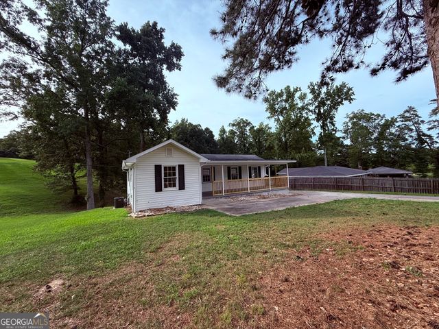 6790 Queen Mill Road SE, Mableton, GA 30126