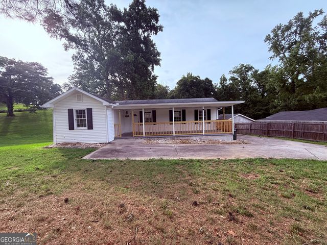 6790 Queen Mill Road SE, Mableton, GA 30126