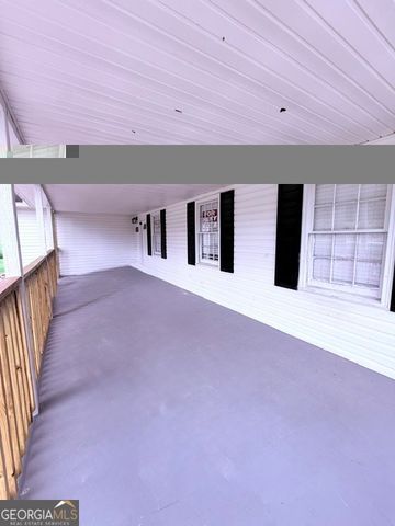 6790 Queen Mill Road SE, Mableton, GA 30126