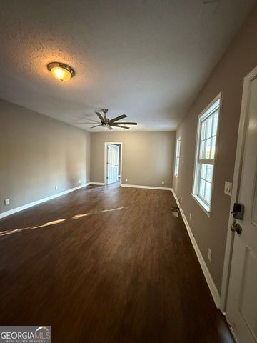 6790 Queen Mill Road SE, Mableton, GA 30126