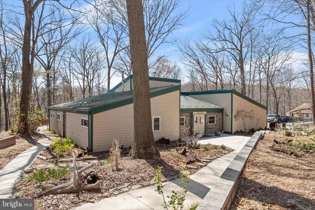 1617 HEATHER HEIGHTS RD, Sykesville, MD 21784