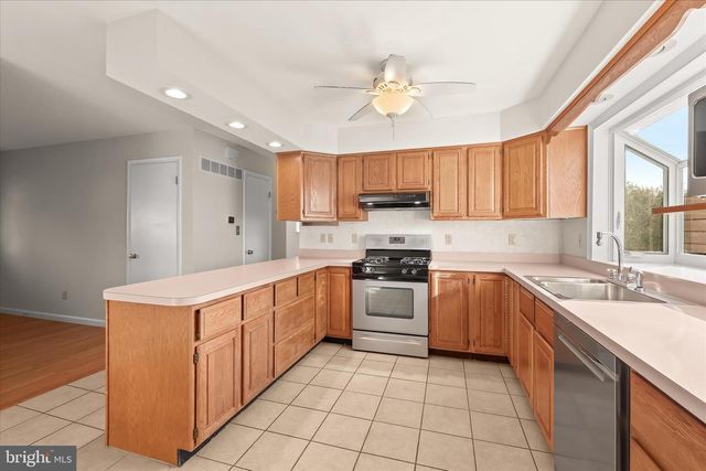 1617 HEATHER HEIGHTS RD, Sykesville, MD 21784