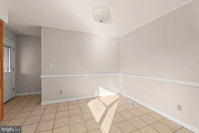 1617 HEATHER HEIGHTS RD, Sykesville, MD 21784