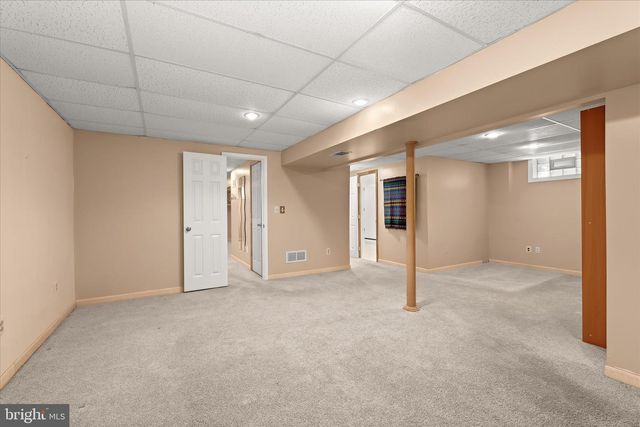 1617 HEATHER HEIGHTS RD, Sykesville, MD 21784