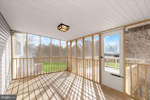 1617 HEATHER HEIGHTS RD, Sykesville, MD 21784