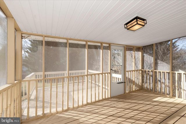 1617 HEATHER HEIGHTS RD, Sykesville, MD 21784