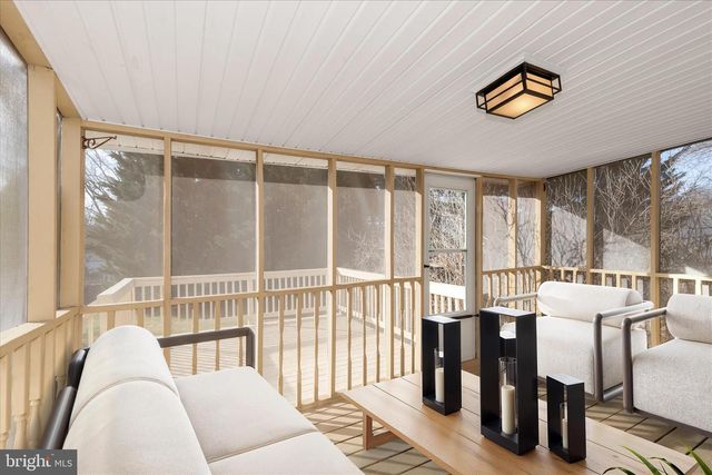 1617 HEATHER HEIGHTS RD, Sykesville, MD 21784