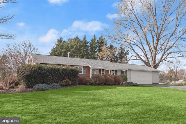 1617 HEATHER HEIGHTS RD, Sykesville, MD 21784