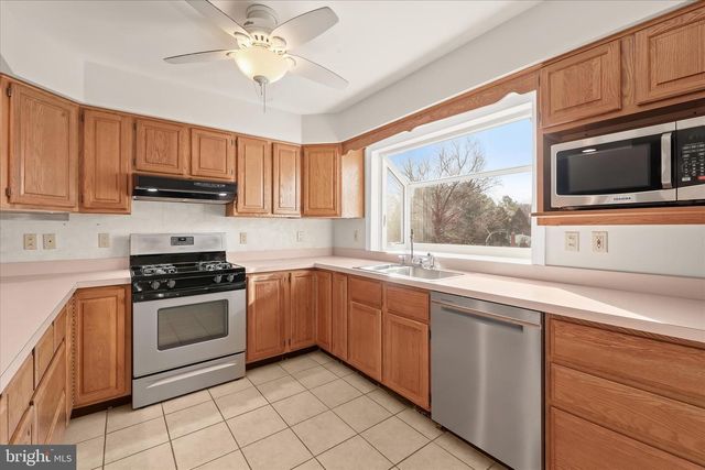 1617 HEATHER HEIGHTS RD, Sykesville, MD 21784