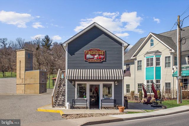 1617 HEATHER HEIGHTS RD, Sykesville, MD 21784