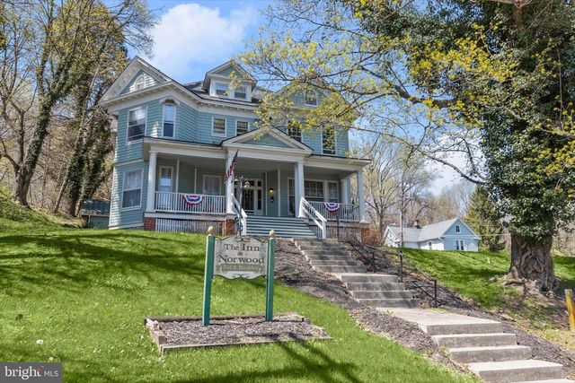 1617 HEATHER HEIGHTS RD, Sykesville, MD 21784