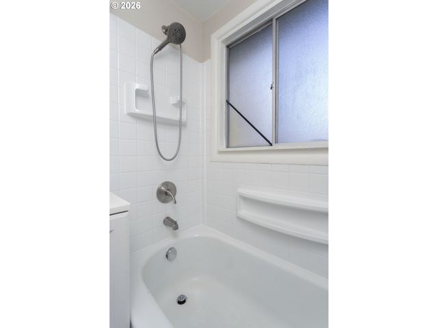 14429 Se HARRISON St, Portland, OR 97233