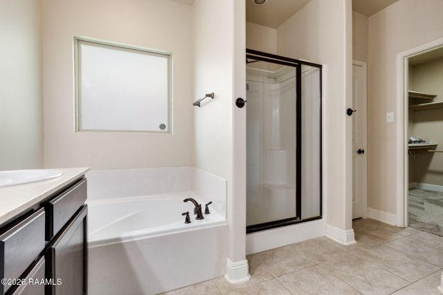 235 Forest Grove Drive, Youngsville, LA 70592