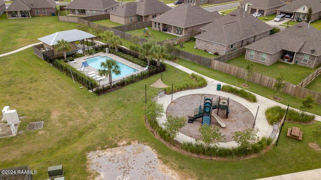 235 Forest Grove Drive, Youngsville, LA 70592