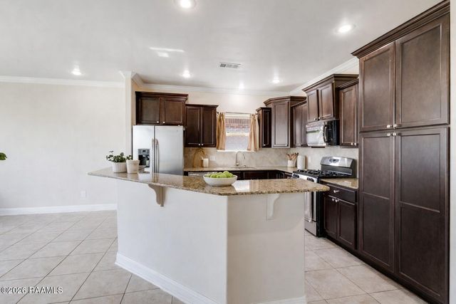 235 Forest Grove Drive, Youngsville, LA 70592