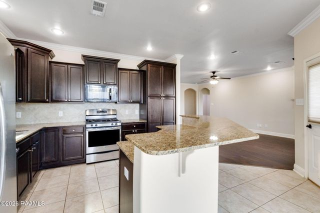 235 Forest Grove Drive, Youngsville, LA 70592