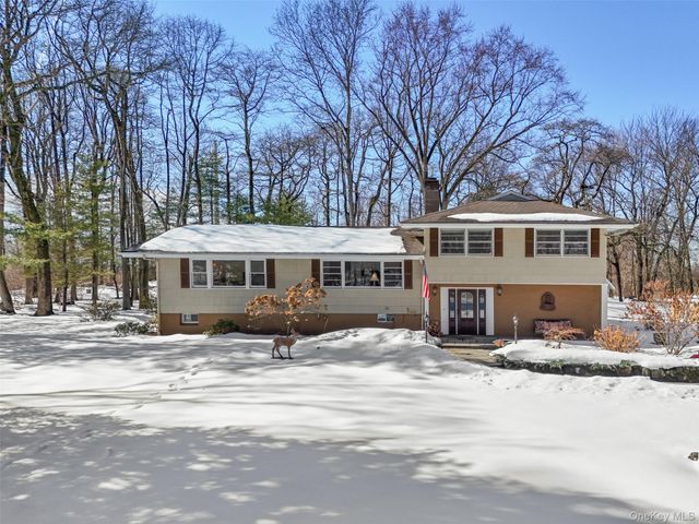 55 Hoags Cross Road, Ossining, NY 10562